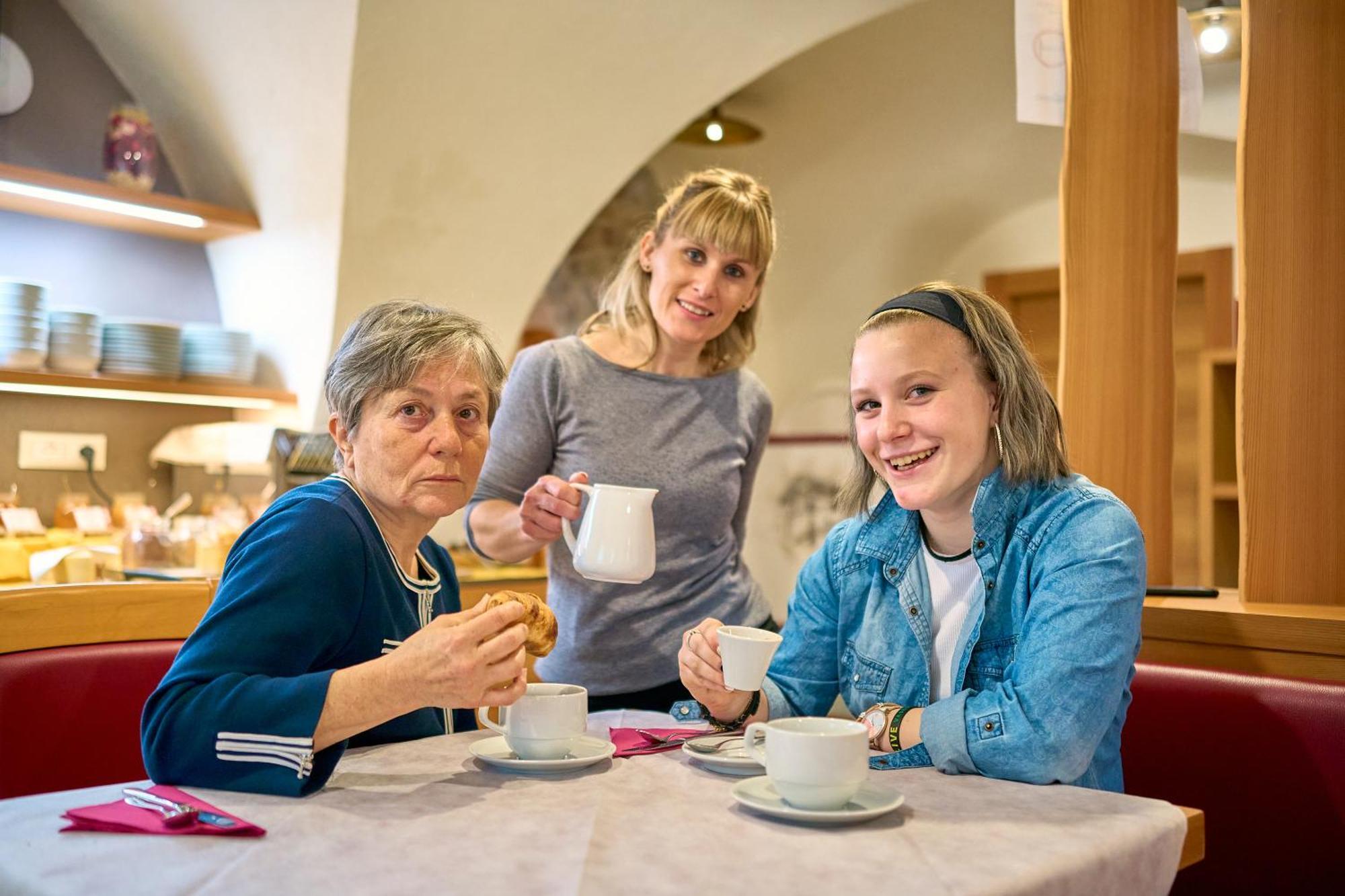 Dolcevita Ambiez B&B San Lorenzo Dorsino Buitenkant foto