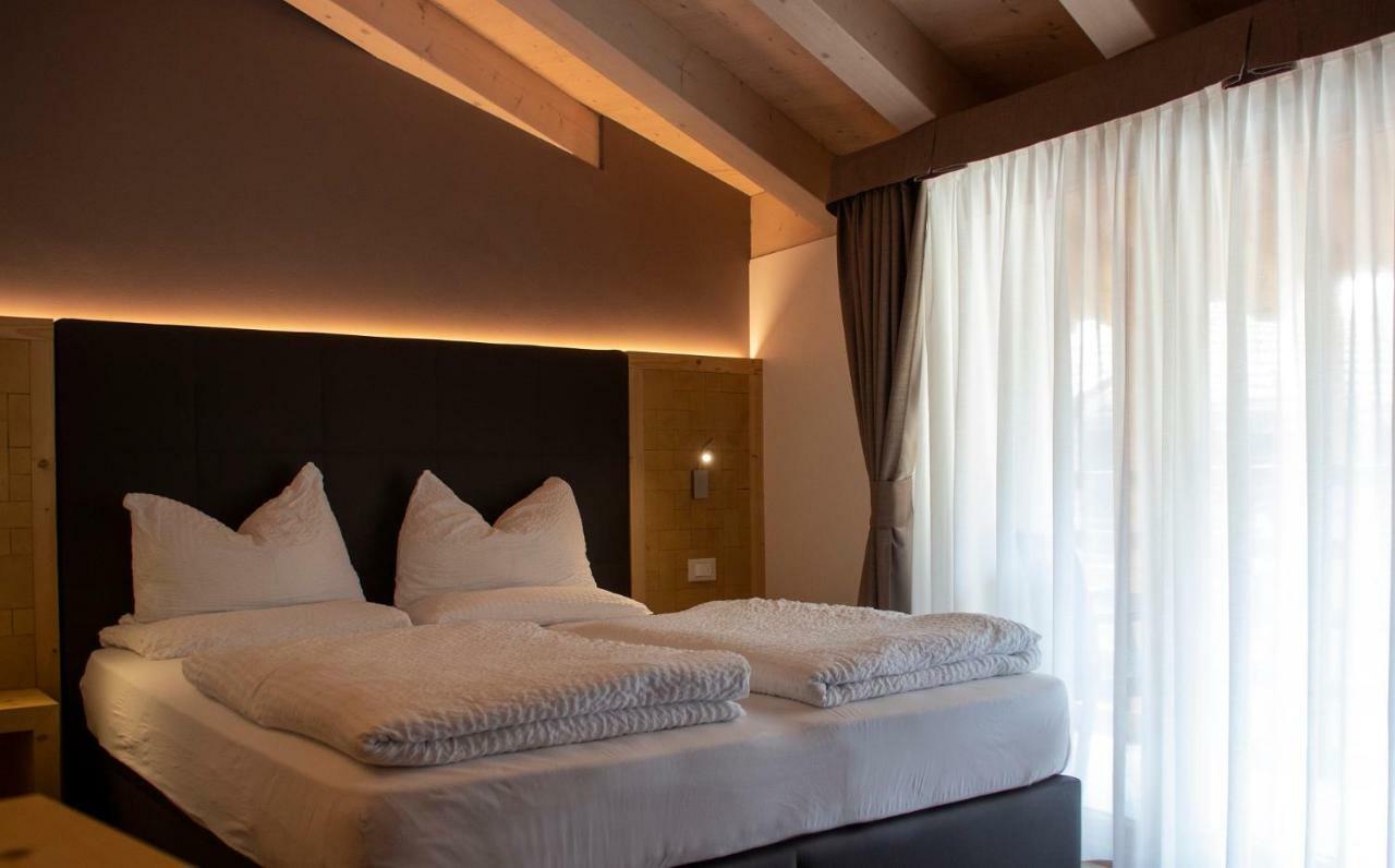 Dolcevita Ambiez B&B San Lorenzo Dorsino Buitenkant foto